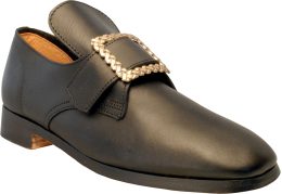 Black buckle shoe